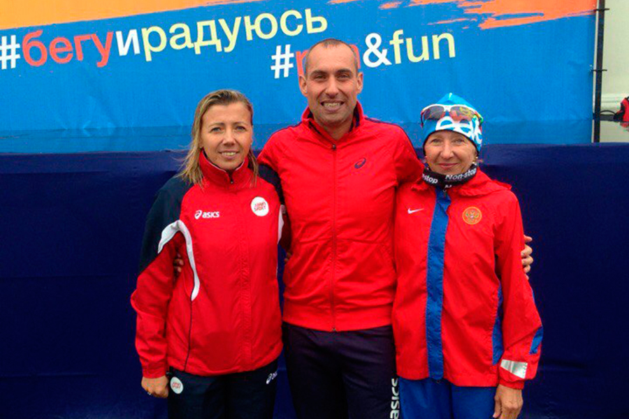 Марина-Жалыбина-победитель-марафона-в-Твери-на-дистанции-42-км.jpg