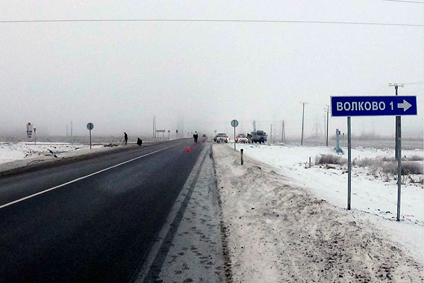 В Железногорском районе на повороте на деревню Волково неизвестный водитель сбил женщину и скрылся с места ДТП