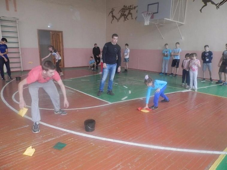 Железногорские дети приняли участие в спортивной эстафете