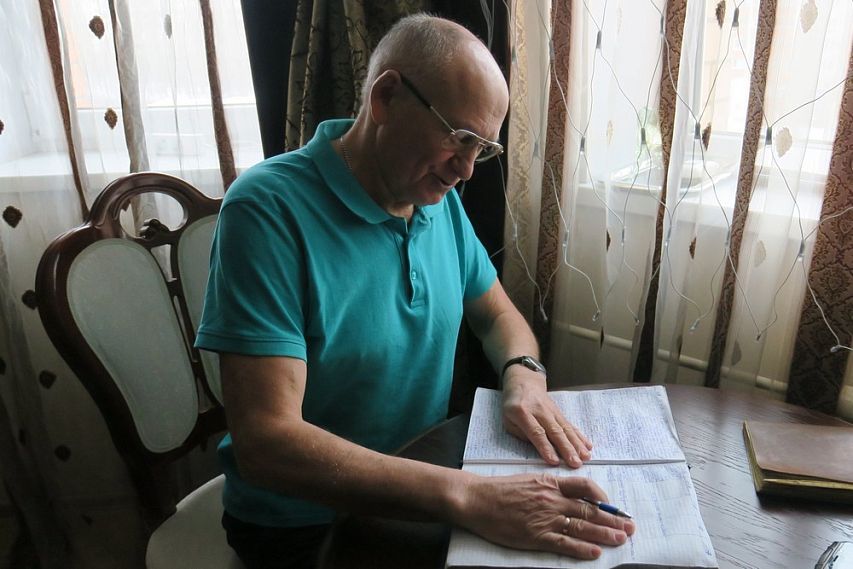 Железногорец Александр Быканов 35 лет ведёт свою статистику метеонаблюдений