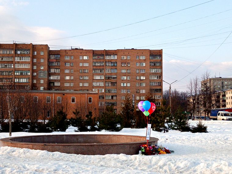 Страна скорбит: сегодня, 28 марта, в России объявлен общенациональный траур по жертвам кемеровского торгового центра