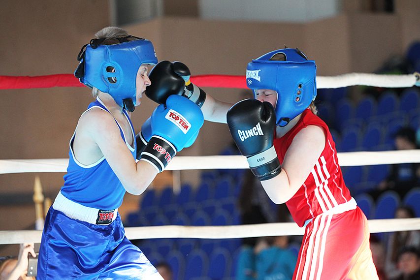 В железногорском «Старте» открыли Всероссийский турнир по боксу на призы воинов-интернационалистов