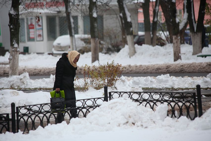 Снежные заносы на железногорских улицах убирают в штатном режиме