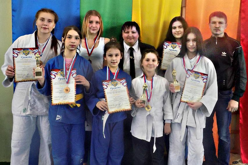 Железногорские дзюдоистки завоевали 8 медалей всероссийского турнира