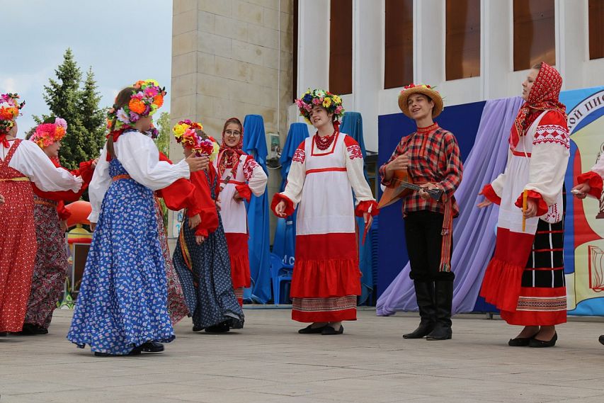 В Железногорске состоялся Первый фестиваль «Живая нить русского слова»