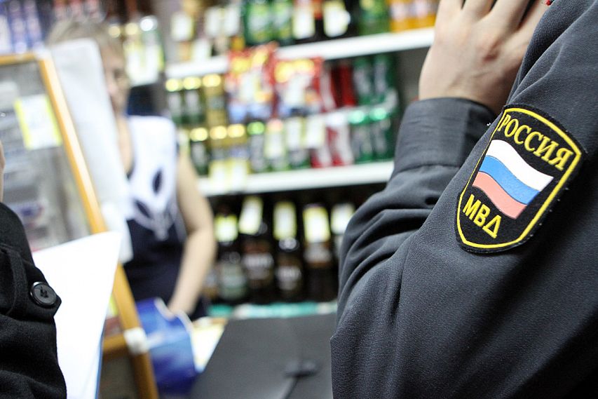 С начала года в Железногорске 12 раз наказывали алко-точки, продающие спиртное подросткам