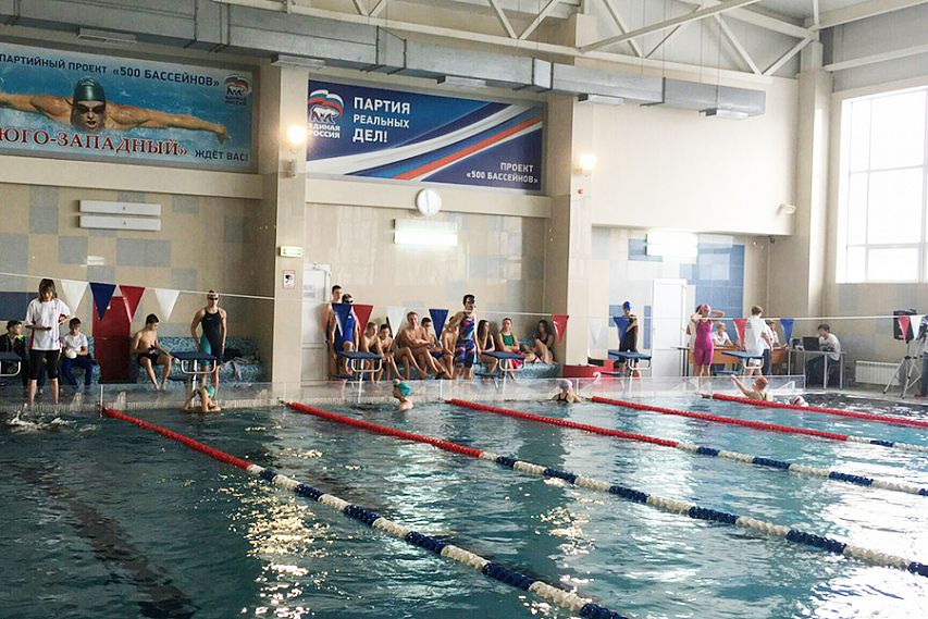 Железногорские пловцы завоевали 122 медали областного Первенства