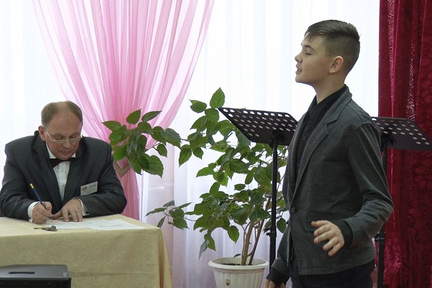 В Железногорске состоялся конкурс чтецов «Шестое чувство»