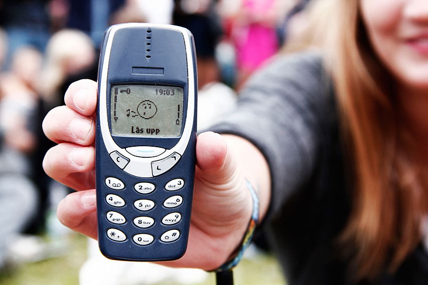 На российский рынок вернется «неубиваемая» модель телефона