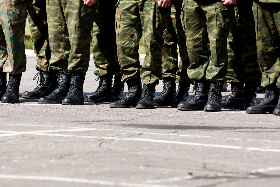 До 15 июля из Железногорска и Железногорского района отправят в армию около 200 юношей 
