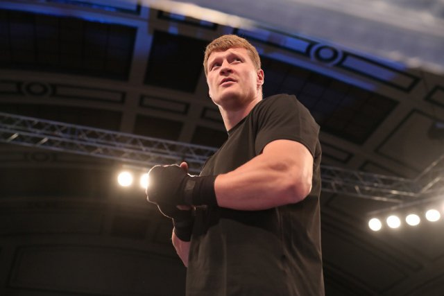 Курянин Александр Поветкин завершил карьеру профессионального боксёра