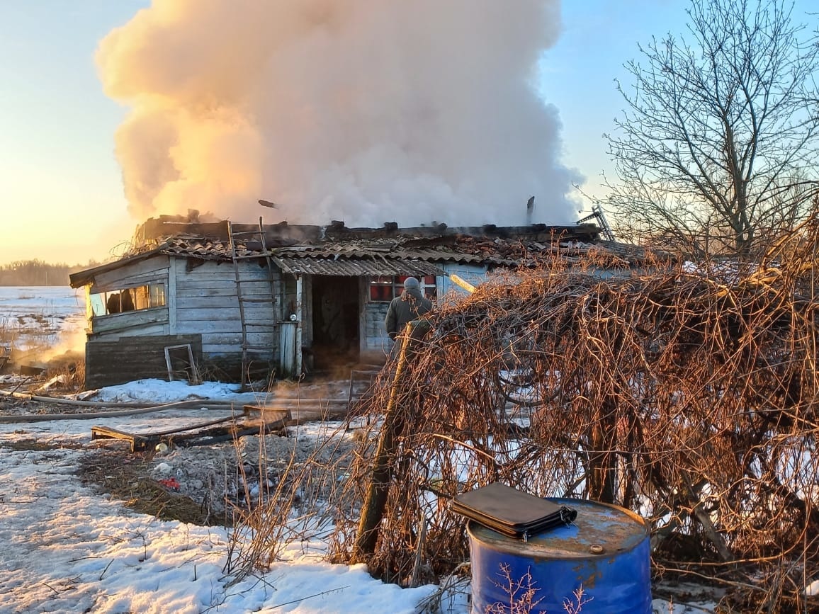 Ещё два человека погибли в пожаре за минувшие сутки в Курской области 