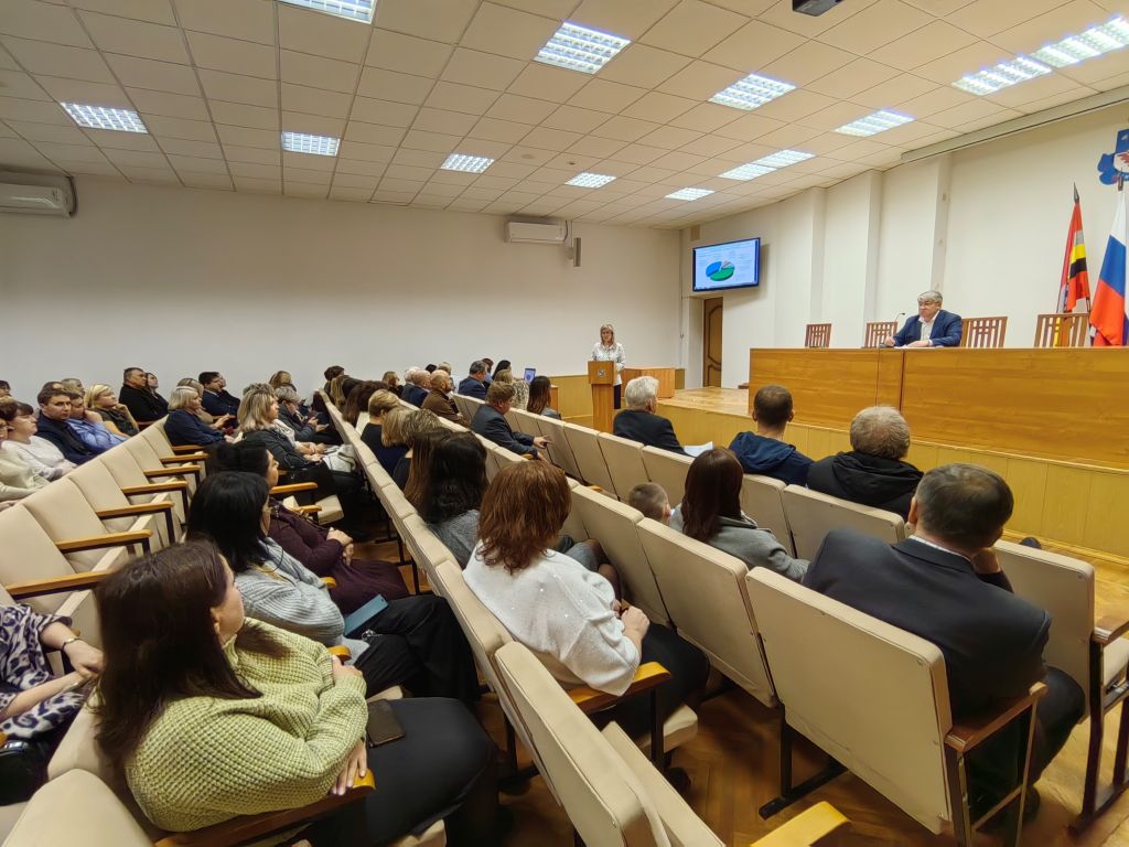 «Нам скрывать нечего, мы развиваем город вместе с вами», – сказал Александр Михайлов на слушаниях бюджета