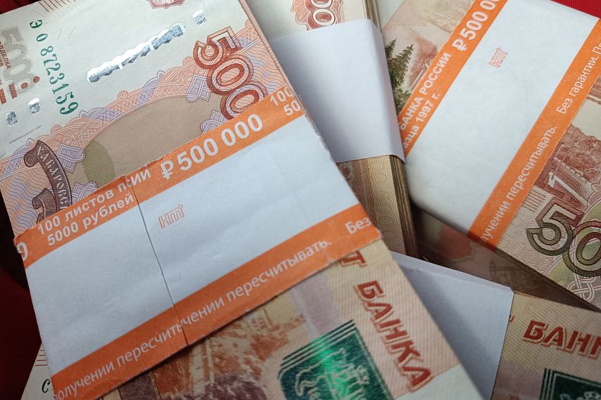 17-летний железногорец отдал мошенникам 8,8 млн рублей из сейфа родителей