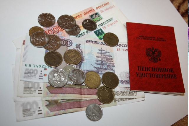 В июле железногорцам раньше срока зачислят пенсии