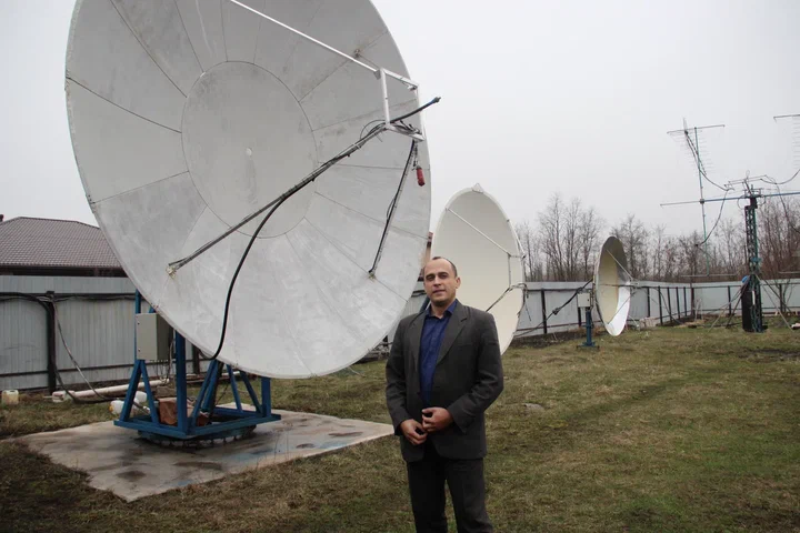 До Луны и обратно. Как житель Железногорска увлёкся радиосвязью 