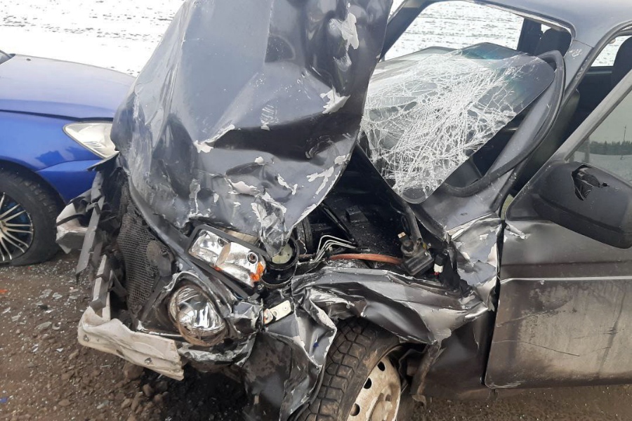 Курская ГИБДД выясняет личность водителя, пострадавшего в ДТП