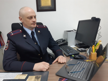 Полицейский рассказал курским педагогам, как распознать мошенников