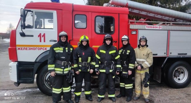 Железногорские пожарные спасли ребенка