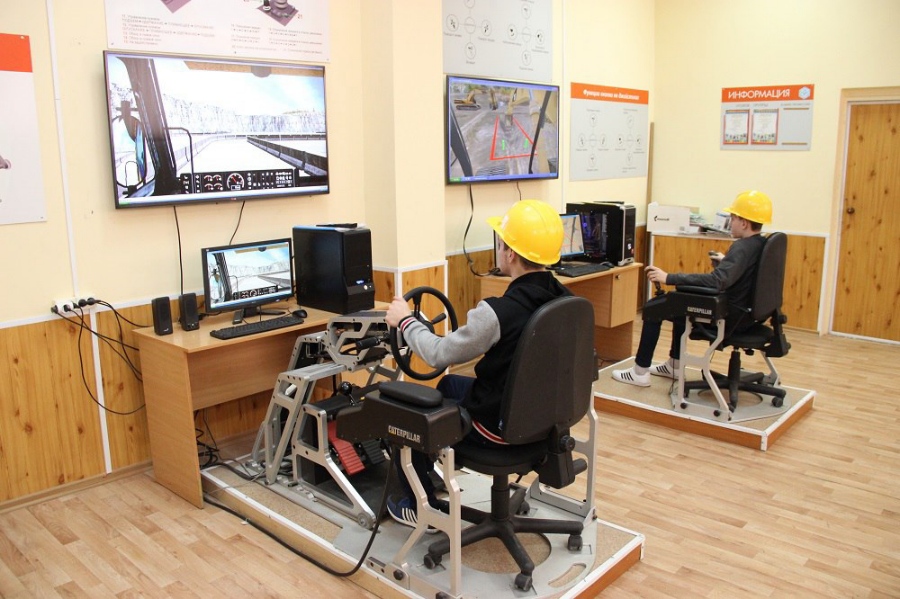 Железногорский горно-металлургический колледж начнёт обучение по проекту «Профессионалитет» с сентября 2024 года
