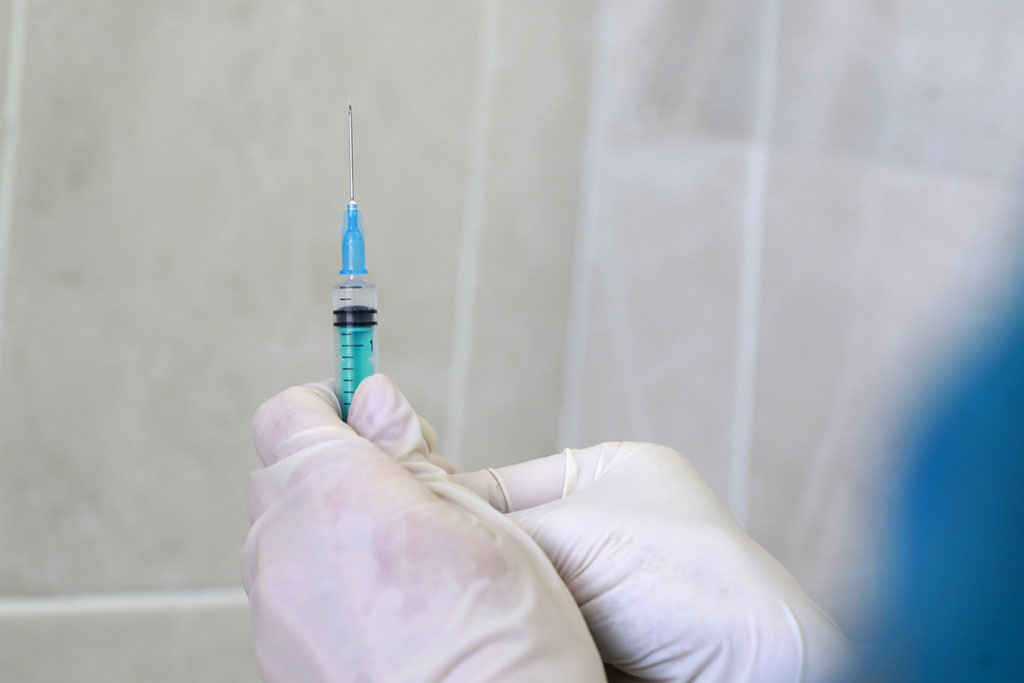 В Курской области ожидают ещё 200 тысяч доз назальной вакцины от коронавируса