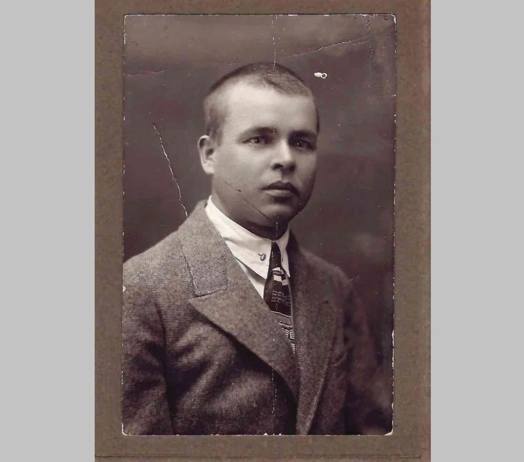 Павел Сентюрёв из фондов музея партизанской славы Большой Дуб (2).jpg