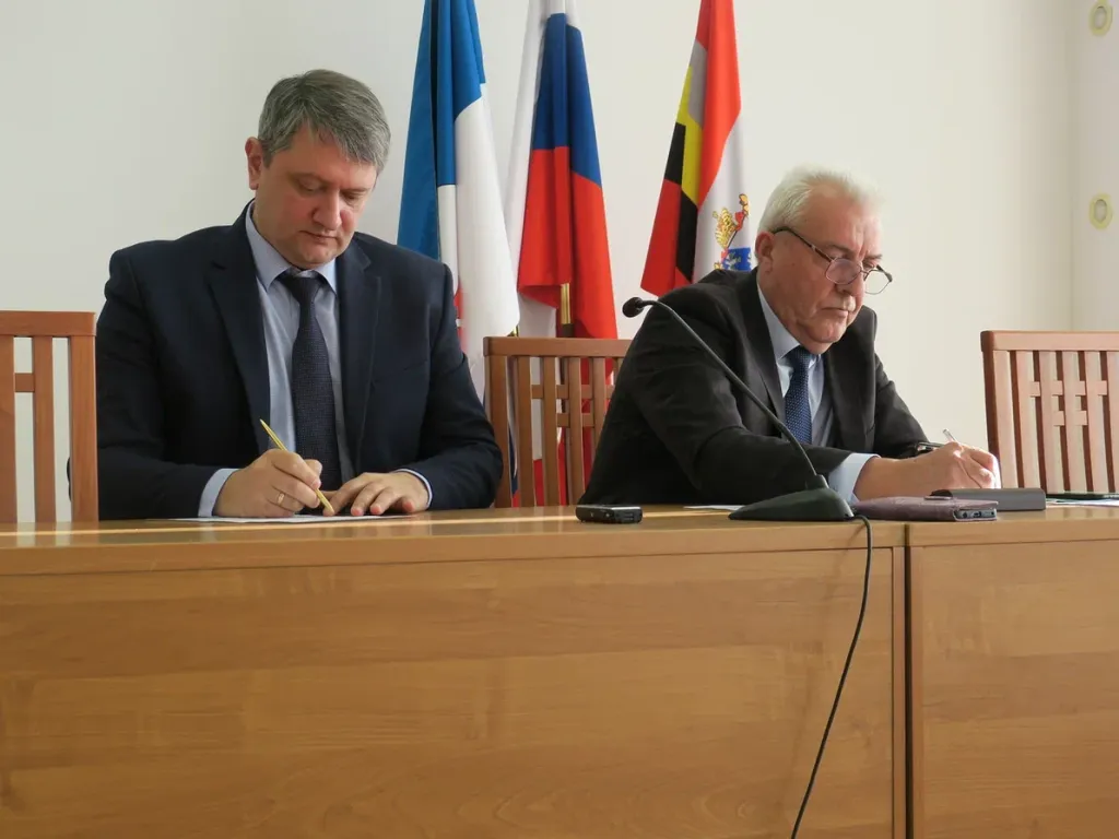 Ефремов и Сафрошин.JPG