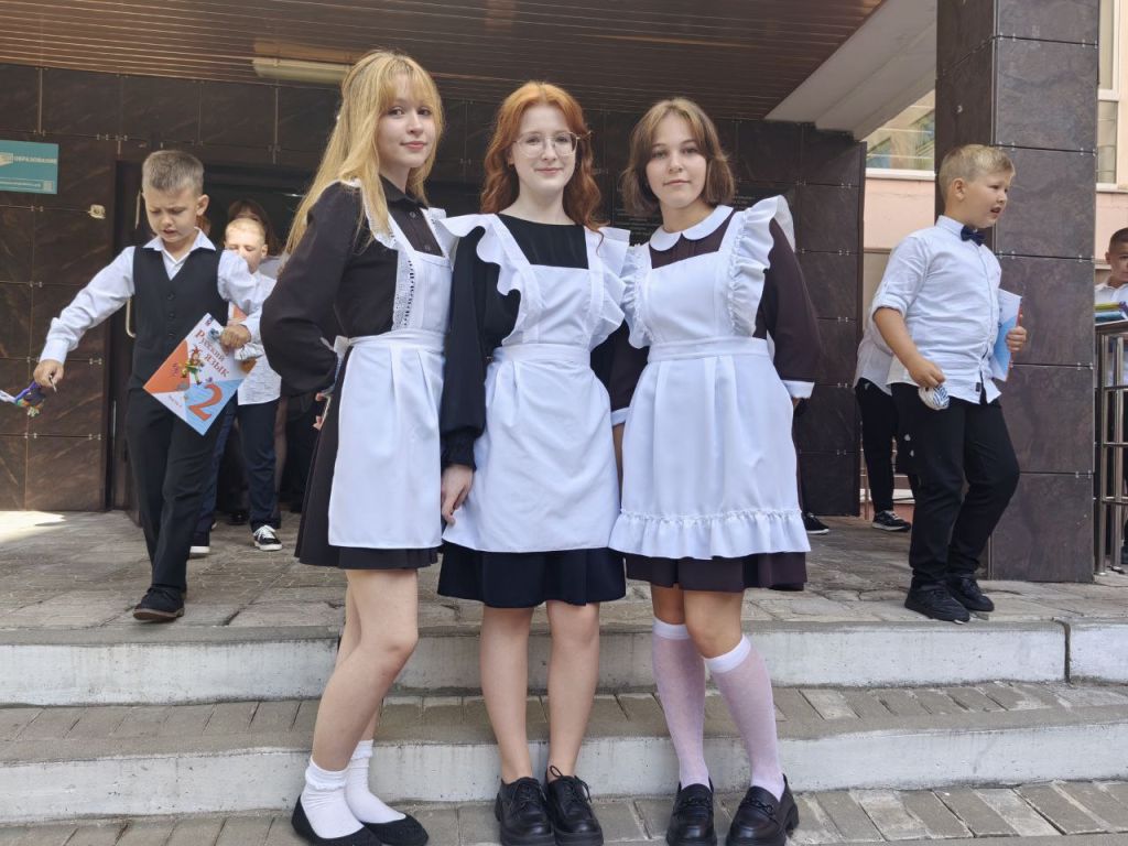 Диана в центре.jpg