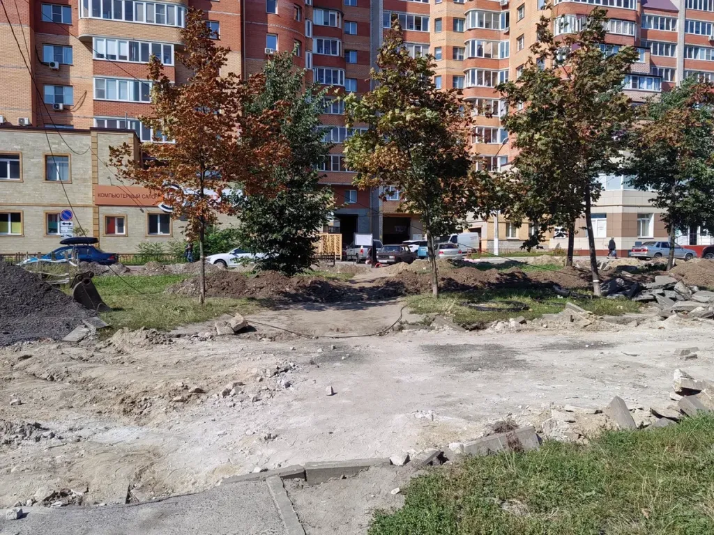 переход через стройплощадку из одного микрорайона в другой (1).jpg