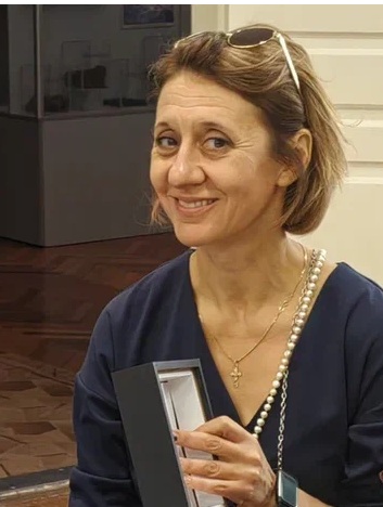 Лаврова ).jpg