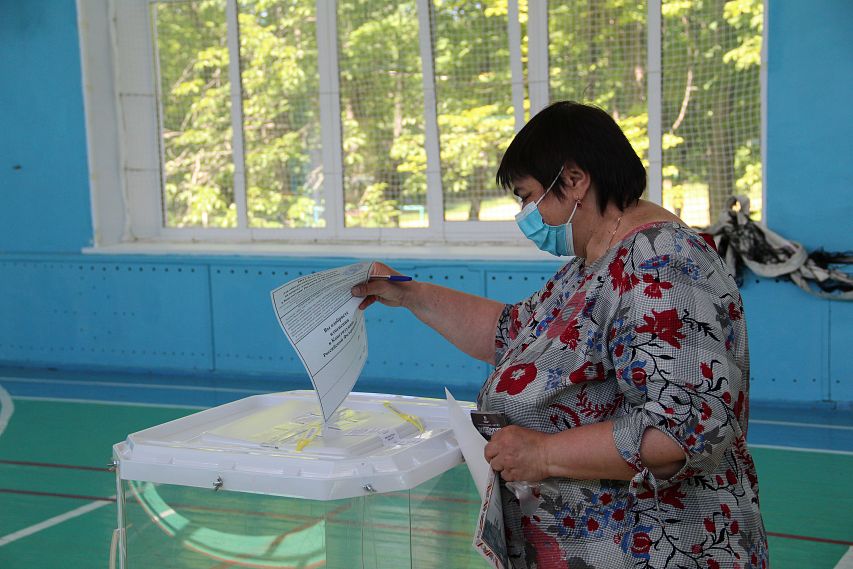 В Железногорске началось голосование по поправкам в Конституцию