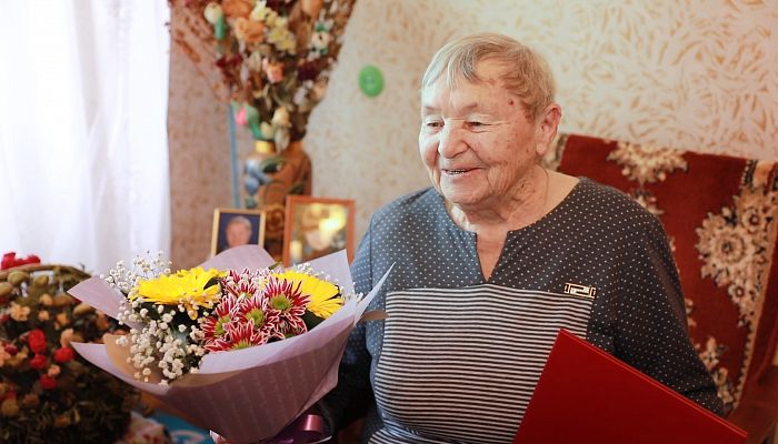 Ветеран МГОКа Анна Партыка отметила 90-летие