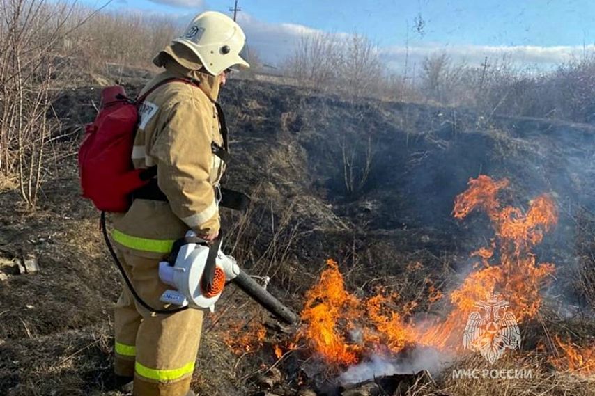 Спасатели призывают железногорцев соблюдать правила пожарной безопасности 