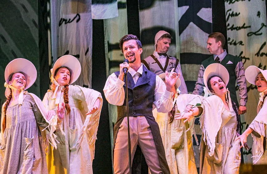 Повесть Пушкина с озорством. Железногорцы увидели необычную «Барышню-крестьянку»