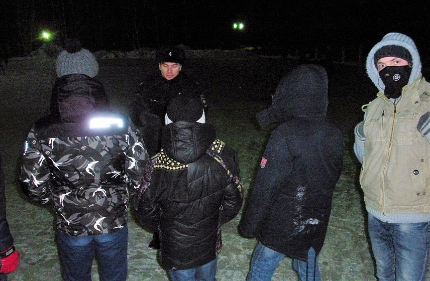 Железногорские полицейские выявляют подростков, которые находятся ночью в общественных местах