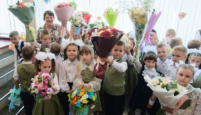 Для почти 12 тысяч школьников Железногорска начался новый учебный год