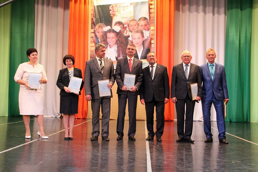 Железногорские школы получили гранты конкурса «Наша смена»