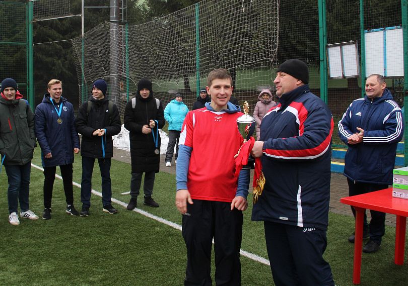 Футбол по-европейски: в Железногорске в четвертый раз прошёл турнир памяти Ивана Фомочкина 