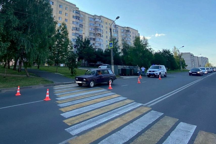 В Железногорске на нерегулируемом пешеходном переходе сбили женщину