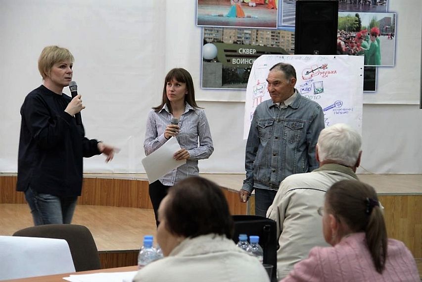 «Серебряные волонтеры»: в Железногорске положено начало еще одному социально-благотворительному движению 