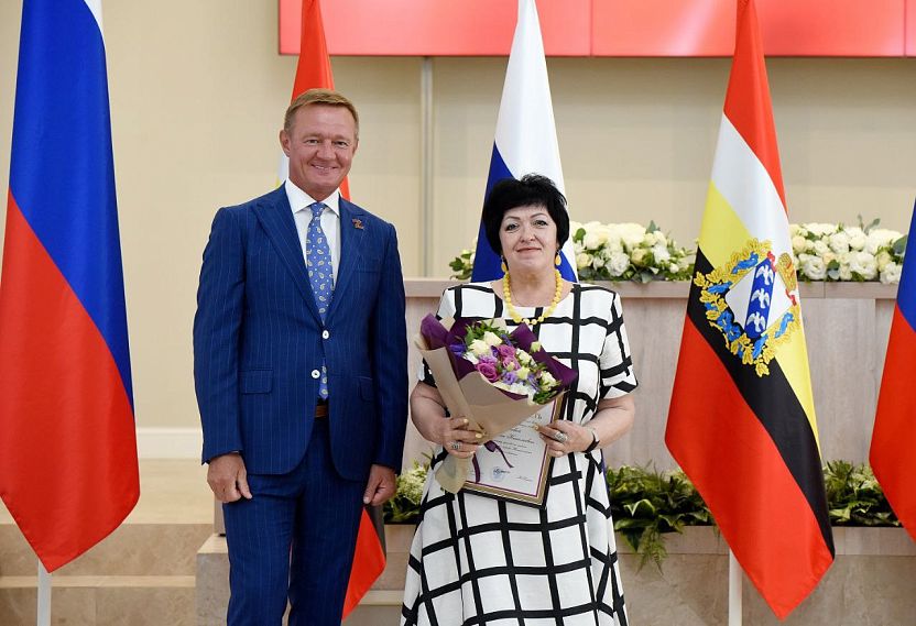 Президент России поблагодарил за добросовестный труд жительницу Железногорска