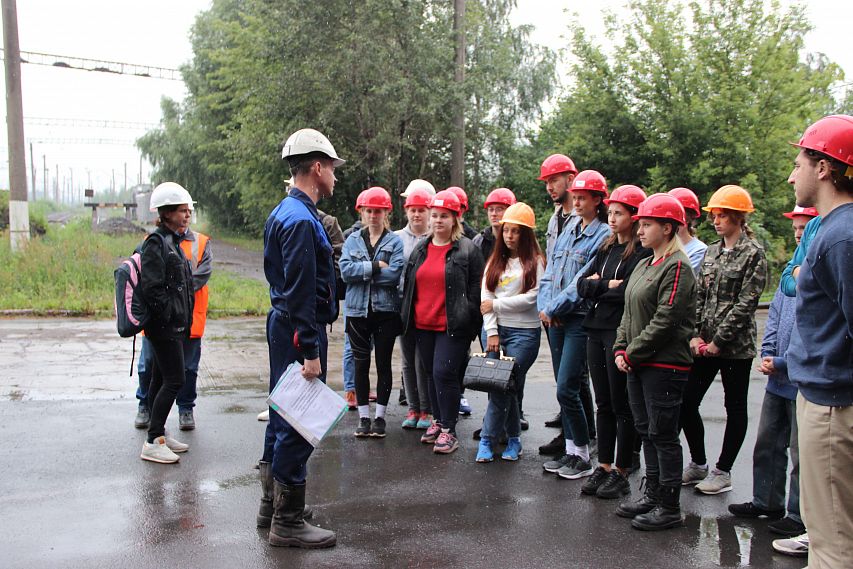 Студенты ведущих вузов страны проходят практику на Михайловском ГОКе