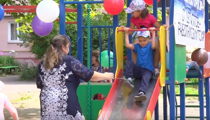 В Железногорске открыта детская игровая площадка