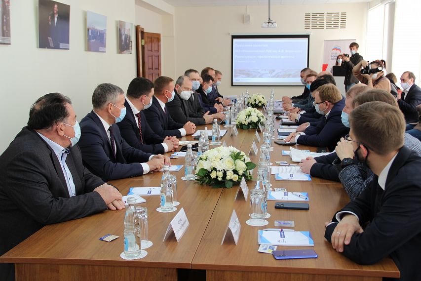 Локомотивы роста: в Железногорске обсудили перспективы развития региона