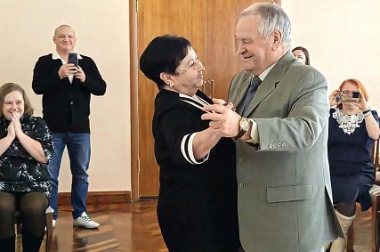 Вальс длиной в полвека. Железногорцы Селивёрстовы отметили юбилей