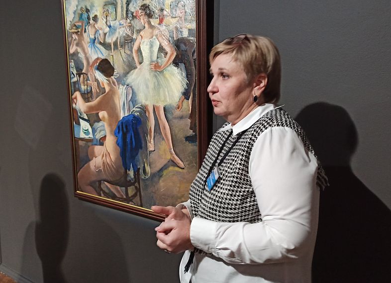Железногорские ветераны посетили выставку картин Государственного Русского музея