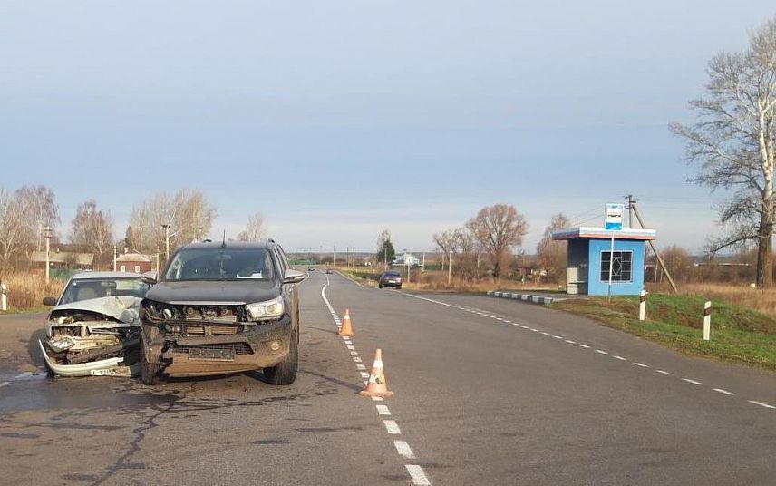 Во время ДТП в Железногорском районе пострадали водитель и пассажир 