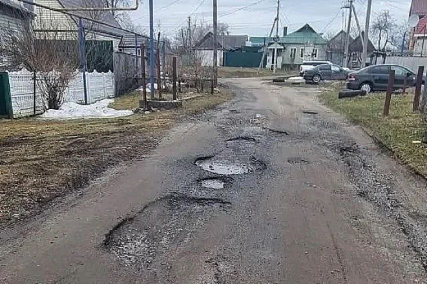 Прокуратура обязала власти Железногорского района отремонтировать дороги