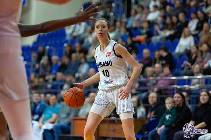 Баскетболистки курского «Динамо» завершили матчи чемпионата страны уходящего года победой 