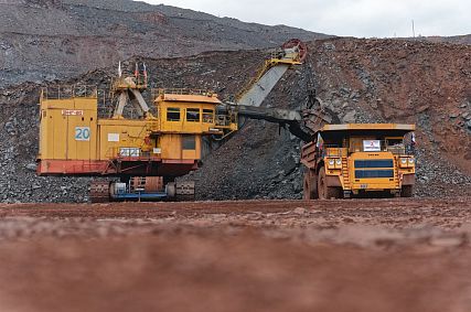 Михайловский ГОК отпраздновал добычу двух миллиардов тонн железной руды